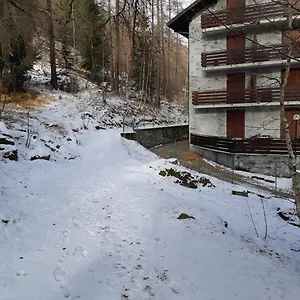Confortevole Per Una Spensierata Vacanza Chiesa in Valmalenco